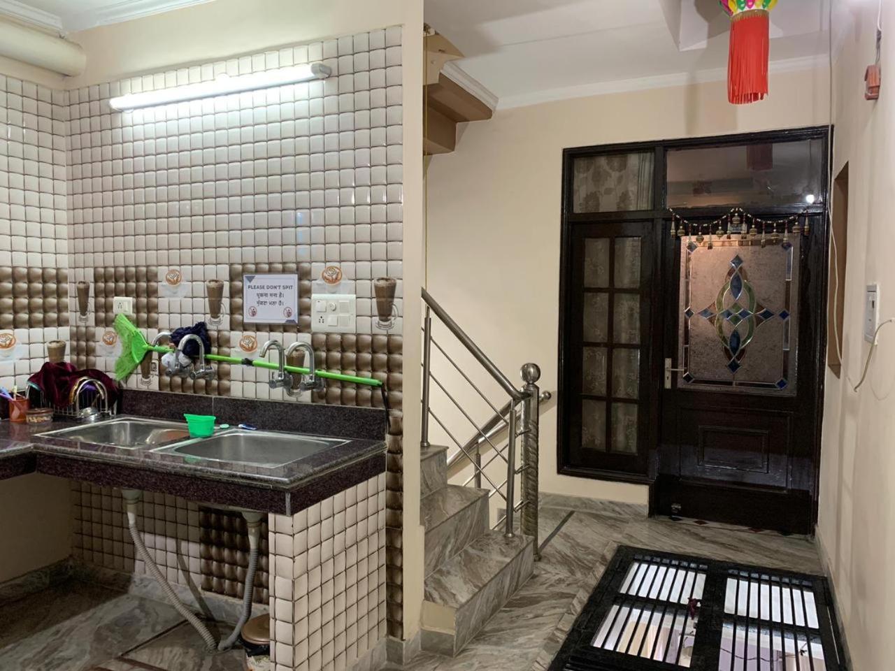 $4 Home Stay อัมริตสา ภายนอก รูปภาพ